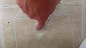 Cumming Close Up!!! POV