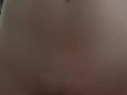 Насаживается на большой член под музыку 12/16