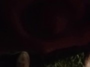 Moglie vogliosa mi fa una sega nel parco pubblico 16/16