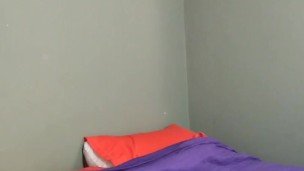 grabando mi dia me termino calentando hasta masturbarme