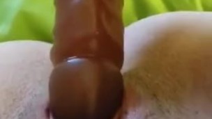 Amateur milf dildo