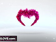 Beach babe bare feet upskirt pussy peeks while talking mental health & therapy and gaining weight & meal plan - Lelu Love 13/16