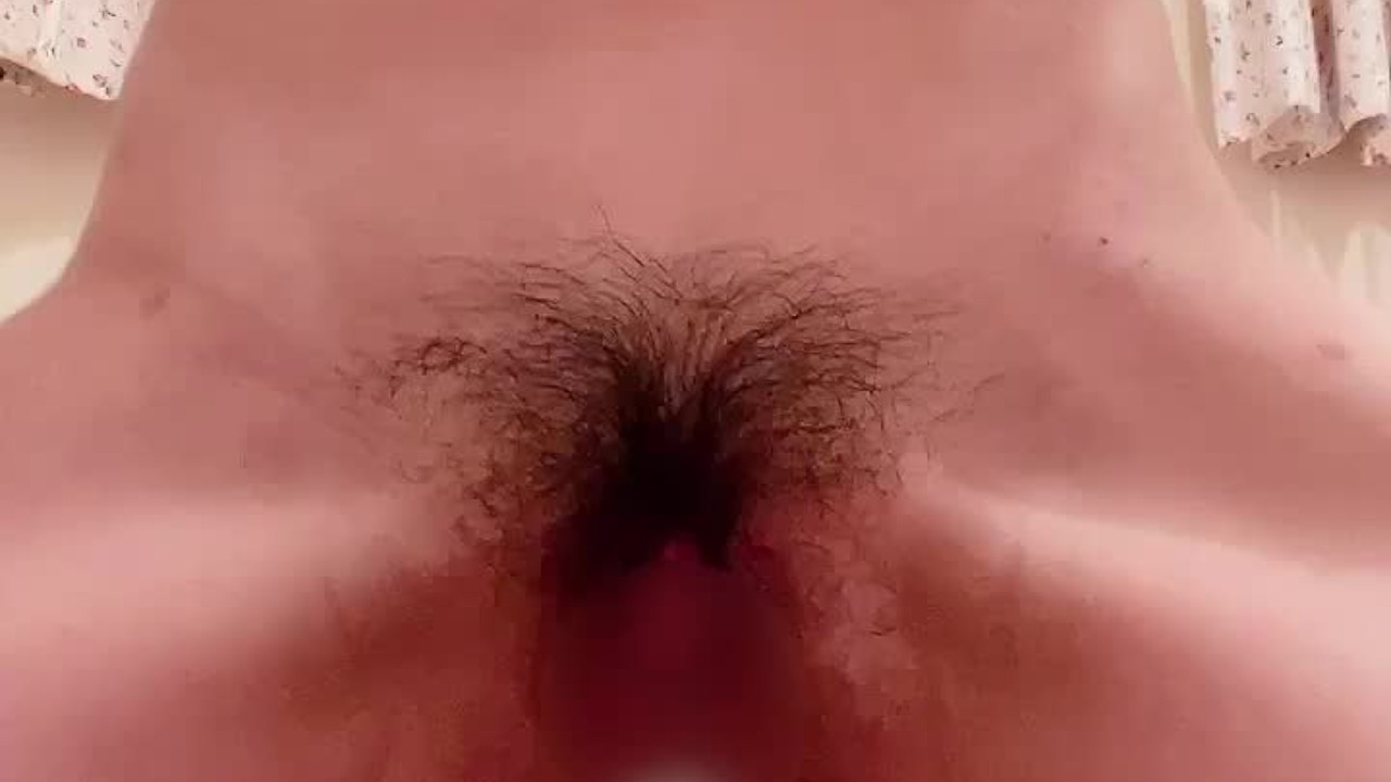 【日本人素人個人撮影】ローアングルM字開脚クリトリスオナニー - Free Sex Video - RedTube