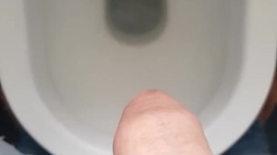 Pissing video for you at last! 😊 Thanks to cococo1👍