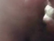 Chico se masturba en la oficina