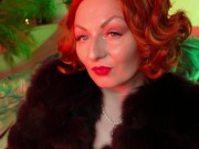 lipstick fetish video - close up ASMR - blogger in FUR