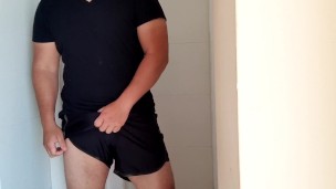 Tocándome un poco