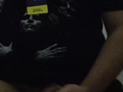 de 19 anos batendo no serviço escondido 2/16