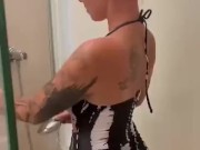 Hast du Lust auf das ganze Video? Folge mir! 2/16