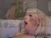 MATURE4K. Gamer Girl Mommy 13/16