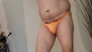 MAOLO IN BODYBUILDING POSING WEAR DISCUSSES CHANNEL!!!