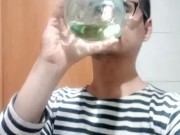 Ссаной побляди вонюше нравится быть мочехлебкой 13/16