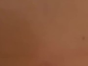 Puta chiquita y gritona la cogen bien rico en posición de misionero y la llenan de leche SEXO CASERO 13/16