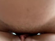 Puta chiquita y gritona la cogen bien rico en posición de misionero y la llenan de leche SEXO CASERO 8/16