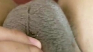 Tomándome la verga piermas peludas 