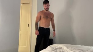 Full size vore boyfriend needs to ea