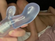 【レズビアン】ムチムチカップル大人のおもちゃ遊び初体験【素人】 - Screenshot 1 of 16 - HD