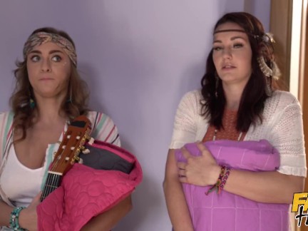 Fake Hostel - Hot girls come from festival with stinky armpits and their pheromones are irresistible
