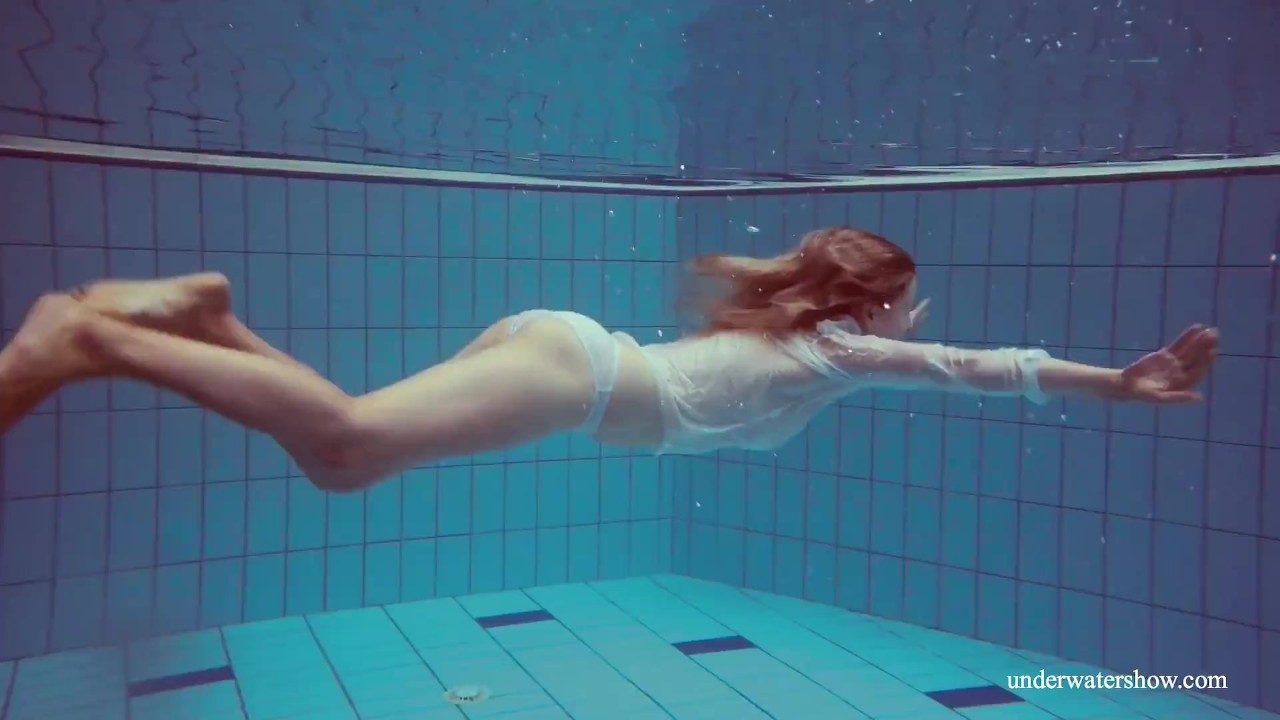 Hot sexy horny teen babe Melisa Darkova swimming nude alone - Free Sex Video - RedTube