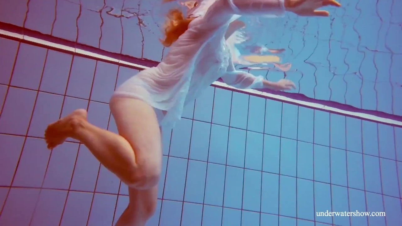 Hot sexy horny teen babe Melisa Darkova swimming nude alone - Free Sex Video - RedTube