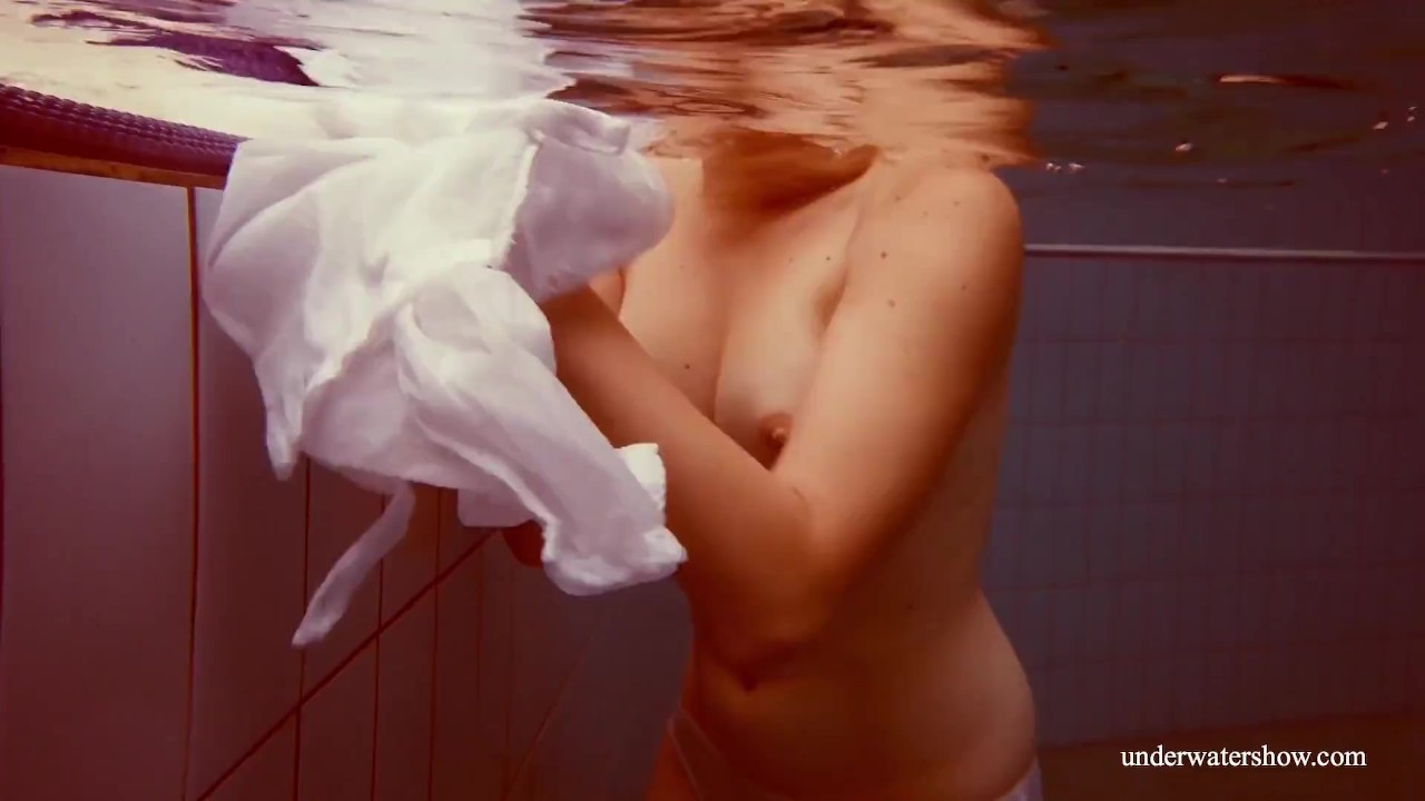 Hot sexy horny teen babe Melisa Darkova swimming nude alone - Free Sex Video - RedTube