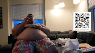 600lbs SuperChub piggy stuffing himself