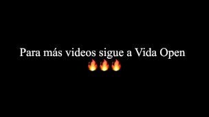 La encuentro teniendo sexo con otro