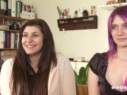 Ersties: Es darf gerne viel Öl sein bei diesen deutschen Studentinnen 2/16