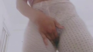 اححح سخونة بزااف كنكفت بوحدي طبوني هائج على زب ناكلو