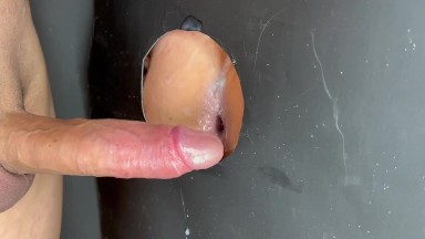 gloryhole creampie