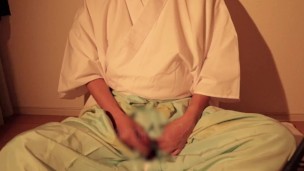 【神主】神職装束でしこしこ……密かに宮司様に思いを寄せる神主さんが、清浄なる装束に身を包んで夜な夜な執り行う裏神事です！