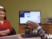 VIP4K. L'actrice porno est prête à tout pour résoudre le problème et même le sexe 5/16