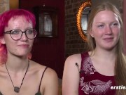 Ersties: 18- und 21-jährige deutsche Amateur-Girls spielen miteinander 3/16