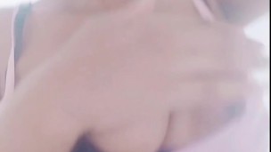 بزازلي مقييمين على زب كبير مشهياه نرضعو و نحكو على صدري على تا يفيض حليبو فوق من بزازلي هايجة بزااف