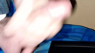 Quick Jerk Off To Straight Porn With A Lil Cum