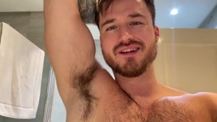 Macrophilia - armpit slave found in gym