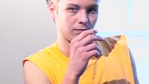 Hung amateur jerks off and smokes solo