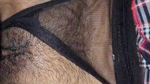 Gime rico mi putita vestida de colegiala.