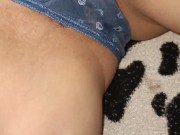 masturbando a jovencita tetona, le doy bien duro miemtras su mama no esta 3/16