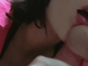 Close Up Amateur Milf blows up cum in 1 minute 14/16