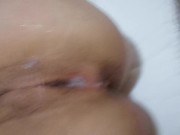 Inocente petite latina cogiendo cum en su vagina rosa