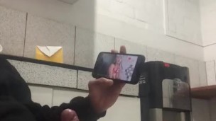 La enfermera Dollyjeey me saca un Litro de Leche y cura mis males con instrucciones