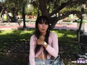 Modelo venezolana es pillada en el parque de su casa por peruano morboso 3/16