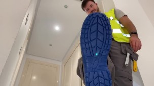Macrophilia - builder boot crush