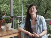 Ersties: 21-Jährige aus Hamburg masturbiert leidenschaftlich vor Kamera 12/16