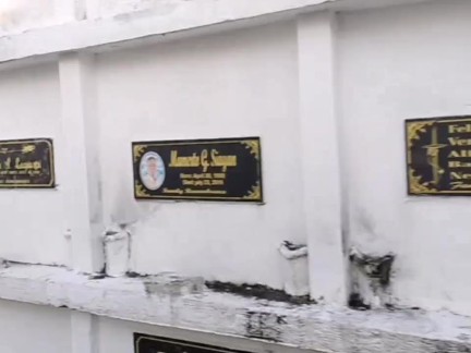 halos bumangon, pumunta sa sementeryo Risky public Sex