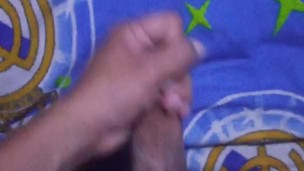 Jugando un poco con mi miembro 