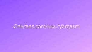 Woke up a booby roommate to deliver multiple orgasms while her boyfriend is away - LuxuryOrgasm