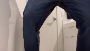 Quick piss