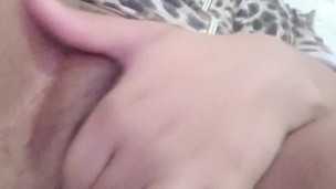 would like a pink pussy from a brunette pulsing with lust asking for a hard cock🌸🍆🍌🤤💦